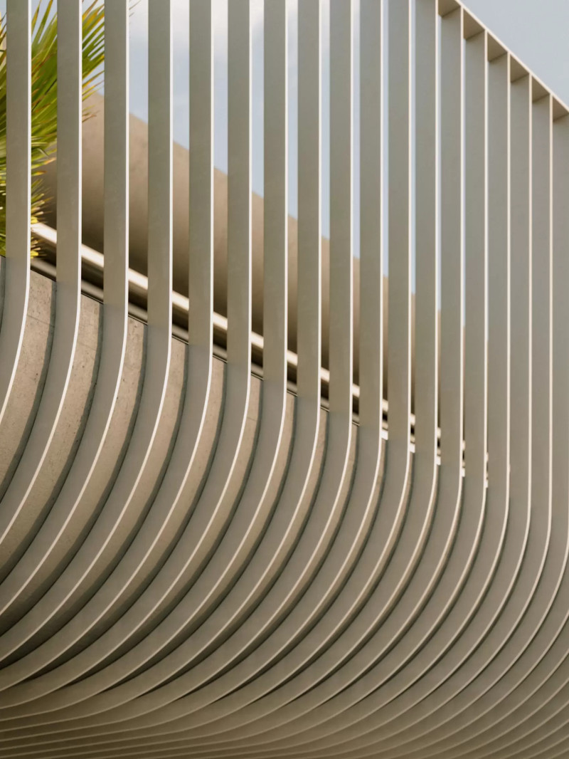 Upclose image of the steelwork balustrade at Napier Street